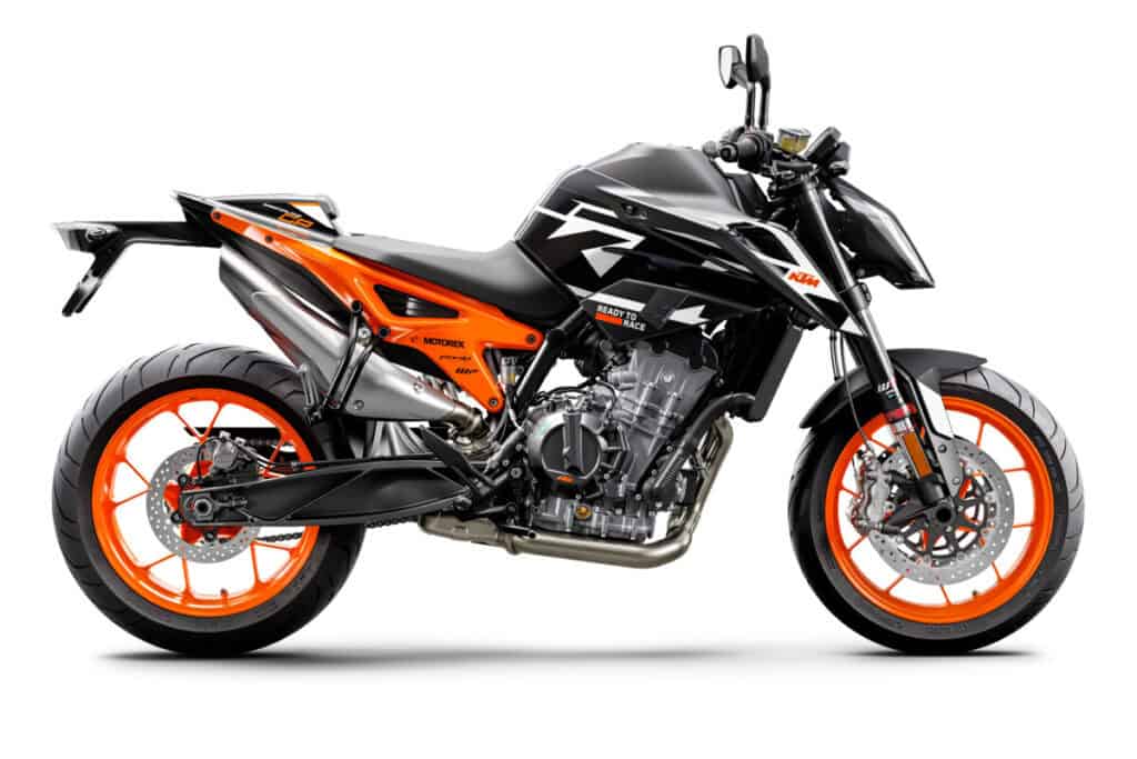 446747_MY23 KTM 890 DUKE GP _90_ Right_EU_ Global